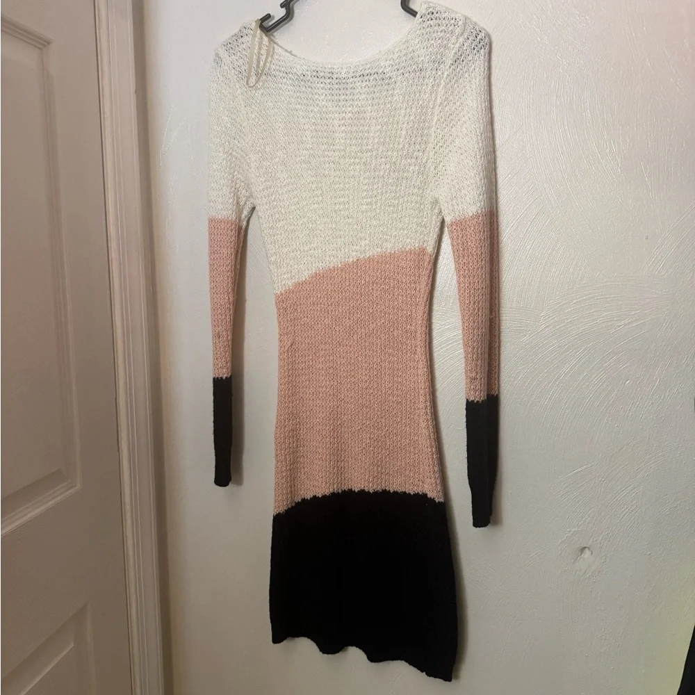 Colorblock Knit Dress - Picture 3 of 3